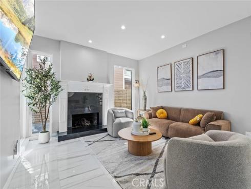 16742 Intrepid Ln , Huntington Beach, CA