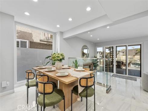 16742 Intrepid Ln , Huntington Beach, CA