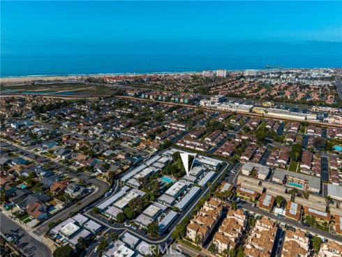 8282  Artista Drive  , Huntington Beach, CA