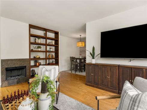 8282  Artista Drive  , Huntington Beach, CA