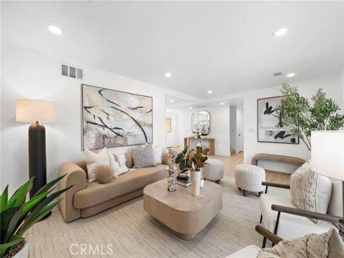 17081  Pleasant  , Huntington Beach, CA