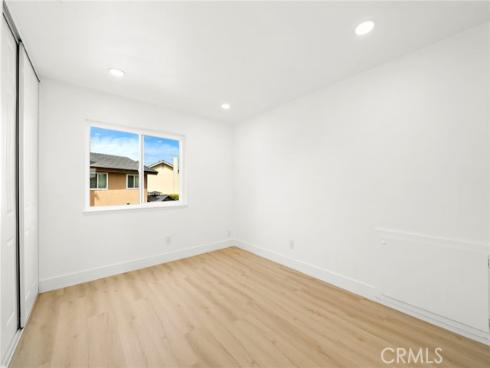 17081  Pleasant  , Huntington Beach, CA