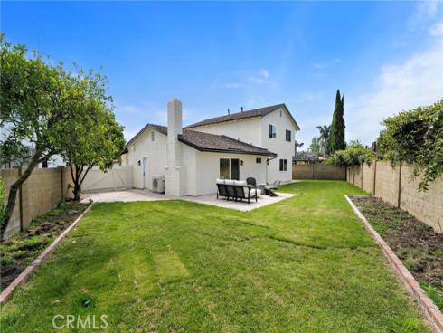 17081  Pleasant  , Huntington Beach, CA
