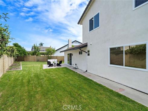 17081  Pleasant  , Huntington Beach, CA
