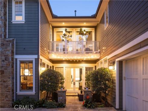 4492  Oceanridge   Drive, Huntington Beach, CA