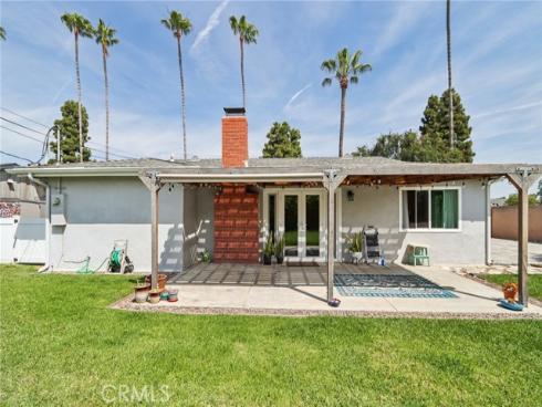 7602  Taylor  , Huntington Beach, CA