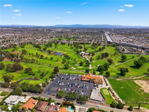 16872  Clovergreen   Lane, Huntington Beach, CA