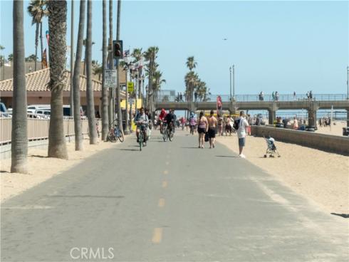 16872  Clovergreen   Lane, Huntington Beach, CA