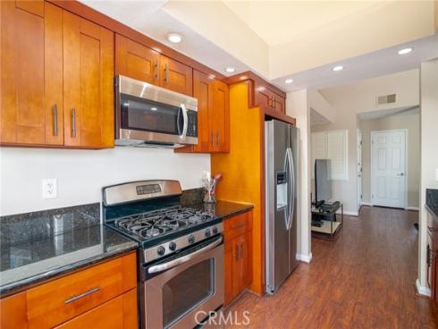 8192  Sandcove  204 , Huntington Beach, CA