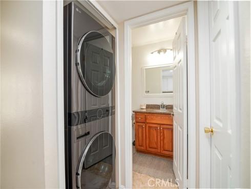 8192  Sandcove  204 , Huntington Beach, CA