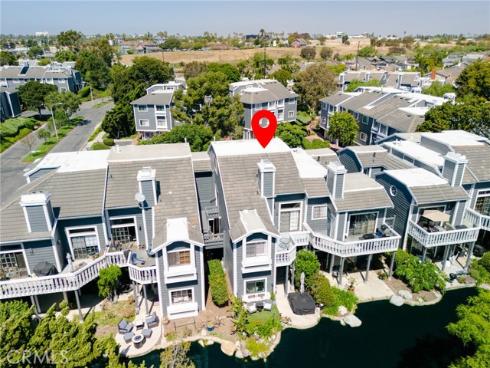 8192  Sandcove  204 , Huntington Beach, CA