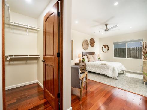 5441  Stardust  , Huntington Beach, CA