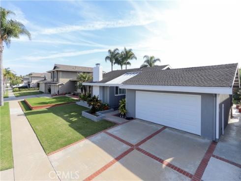17332  Almelo   Lane, Huntington Beach, CA