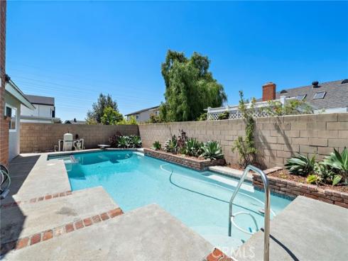 21191  Binghampton  , Huntington Beach, CA