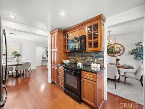 21191  Binghampton  , Huntington Beach, CA