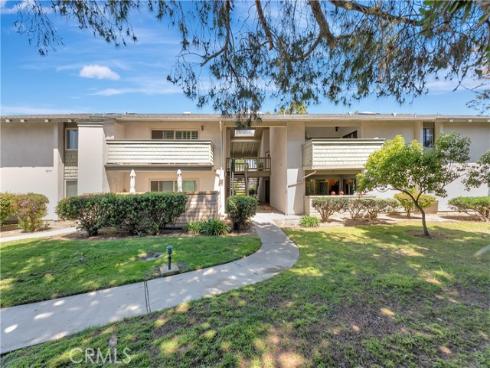 8566 Van Ness Court, Huntington Beach, CA