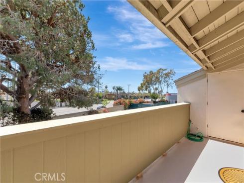 8566 Van Ness Court, Huntington Beach, CA