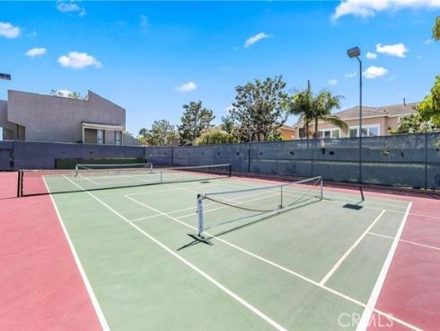 18697  Club  , Huntington Beach, CA