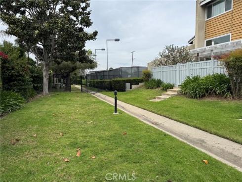 18697  Club  , Huntington Beach, CA