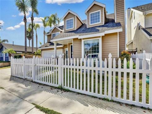 1813  Huntington   Street, Huntington Beach, CA