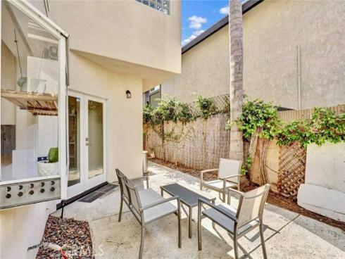 1813  Huntington   Street, Huntington Beach, CA