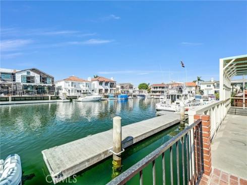 16385  Ardsley  , Huntington Beach, CA