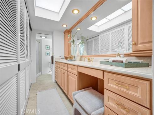 16385  Ardsley  , Huntington Beach, CA