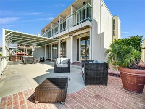 16385  Ardsley  , Huntington Beach, CA