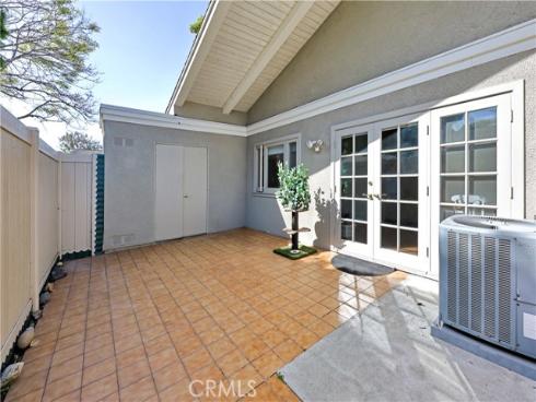 8933  Amador Circle #1316e  , Huntington Beach, CA