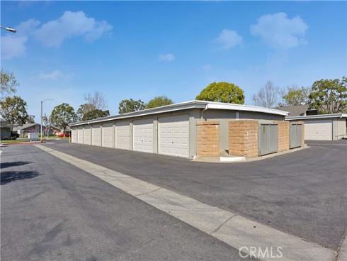 8933  Amador Circle #1316e  , Huntington Beach, CA