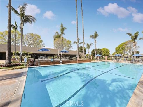 8933  Amador Circle #1316e  , Huntington Beach, CA
