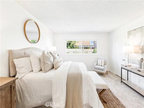 16372  Redlands  , Huntington Beach, CA