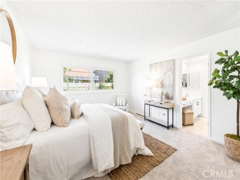 16372  Redlands  , Huntington Beach, CA