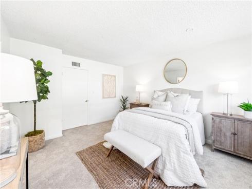 16372  Redlands  , Huntington Beach, CA