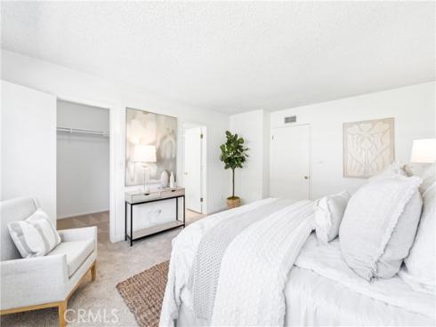 16372  Redlands  , Huntington Beach, CA