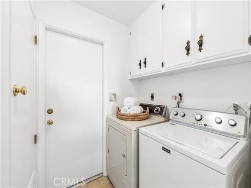 16372  Redlands  , Huntington Beach, CA