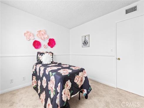 16372  Redlands  , Huntington Beach, CA