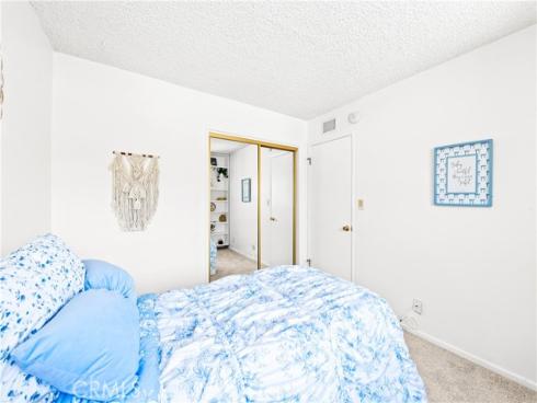 16372  Redlands  , Huntington Beach, CA