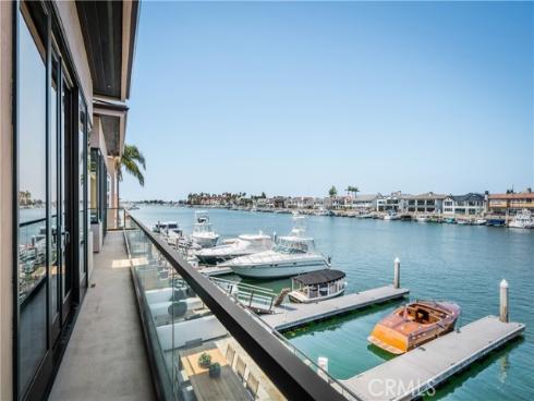16462 Malden Circle, Huntington Beach, CA