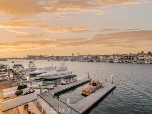 16462 Malden Circle, Huntington Beach, CA