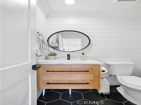 20082  Gothic   Circle, Huntington Beach, CA