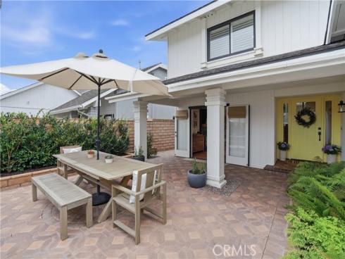 20082  Gothic   Circle, Huntington Beach, CA