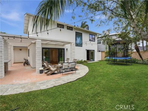 20082  Gothic   Circle, Huntington Beach, CA