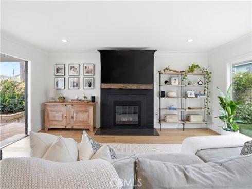 20082  Gothic   Circle, Huntington Beach, CA