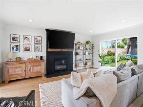 20082  Gothic   Circle, Huntington Beach, CA