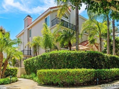 19275  Brooktrail  , Huntington Beach, CA