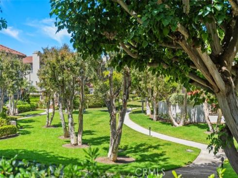 19275  Brooktrail  , Huntington Beach, CA