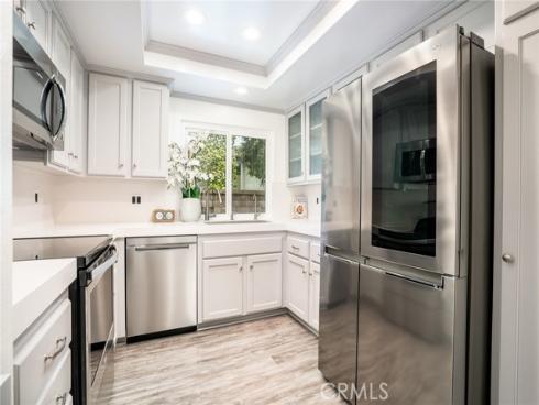 8777  Coral Springs  11B  Court, Huntington Beach, CA