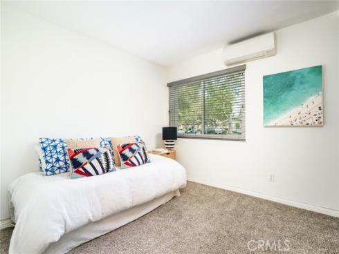 8777  Coral Springs  11B  Court, Huntington Beach, CA