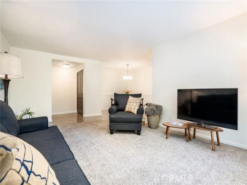 8777  Coral Springs  11B  Court, Huntington Beach, CA